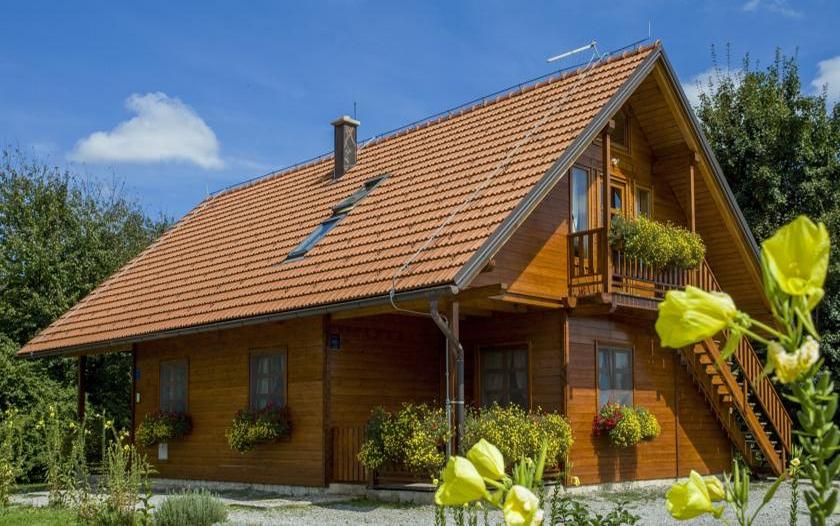 Wooden cottage on the Ranch Jelov Klanac